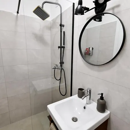 Apartament Canada *